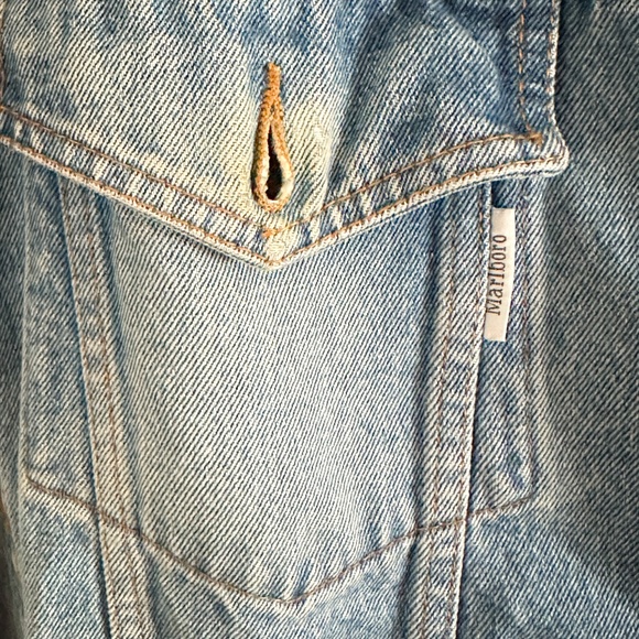 Marlboro Blue Denim Jacket with Brown Collar - Picture 4 of 8